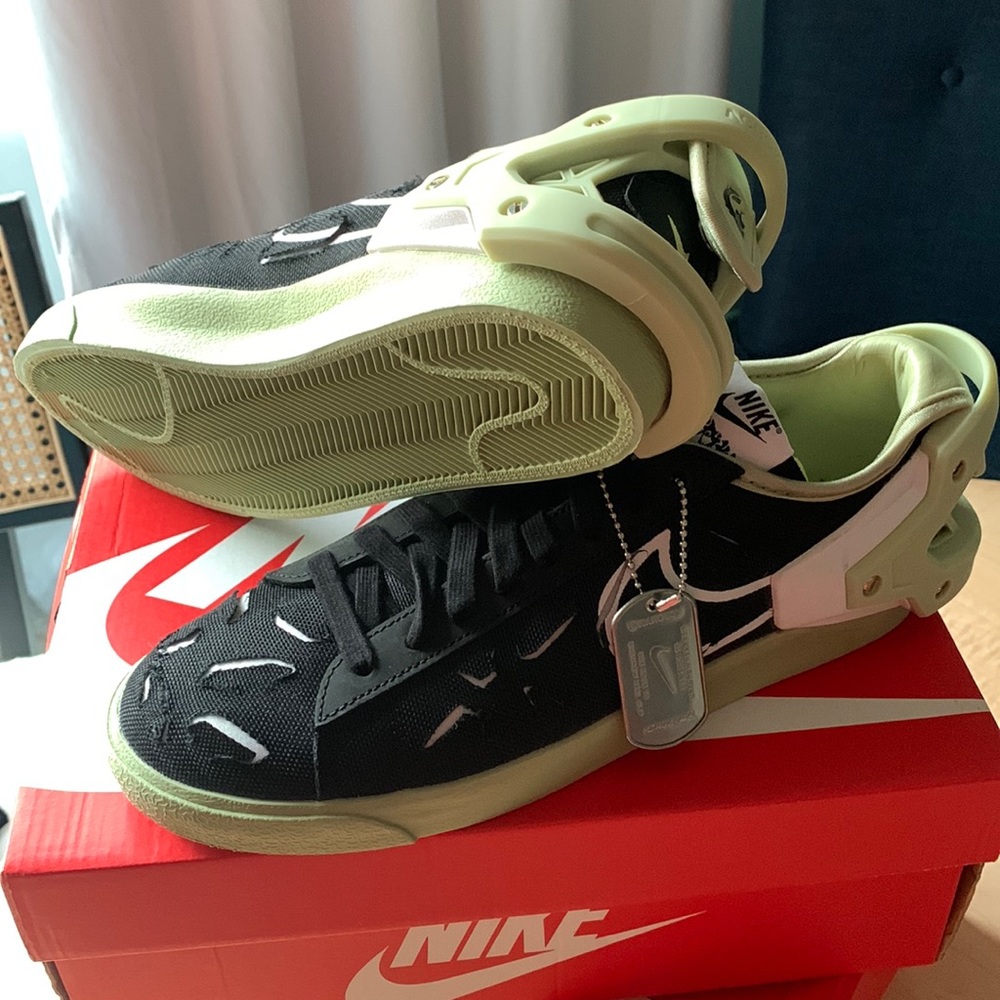 NEW Nike blazer low Acronym, w/box and dog tag, size 8 mens/9.5 women’s